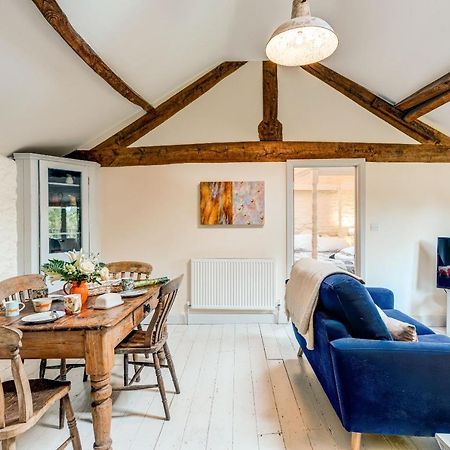 The Hayloft Villa Hook Norton Екстериор снимка