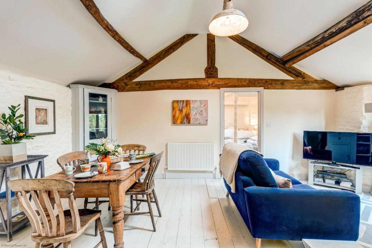 The Hayloft Villa Hook Norton Екстериор снимка